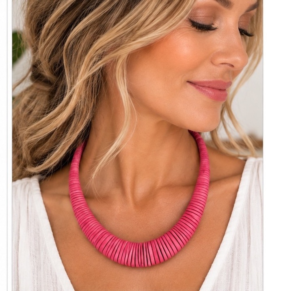 Hot Pink Wooden Disc Statement Necklace Chunky Boho Tropical Toggle Closure